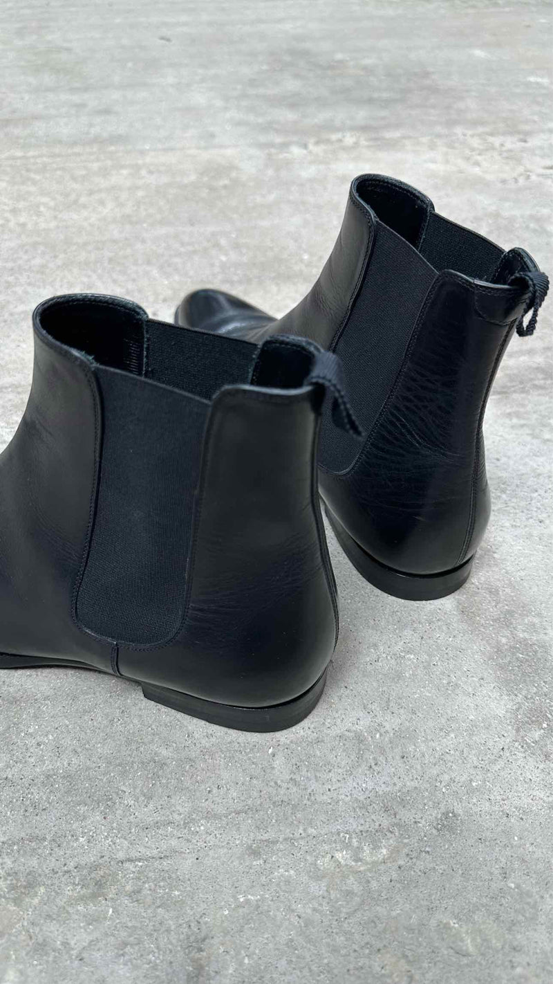 CELINE Chelsea Boots