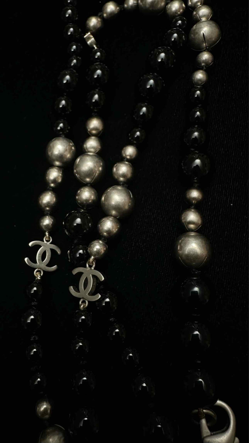 Chanel Faux-pearl Glass Beeds Necklace