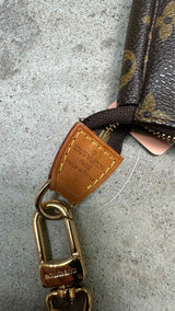 Louis Vuitton Monogram Pochette